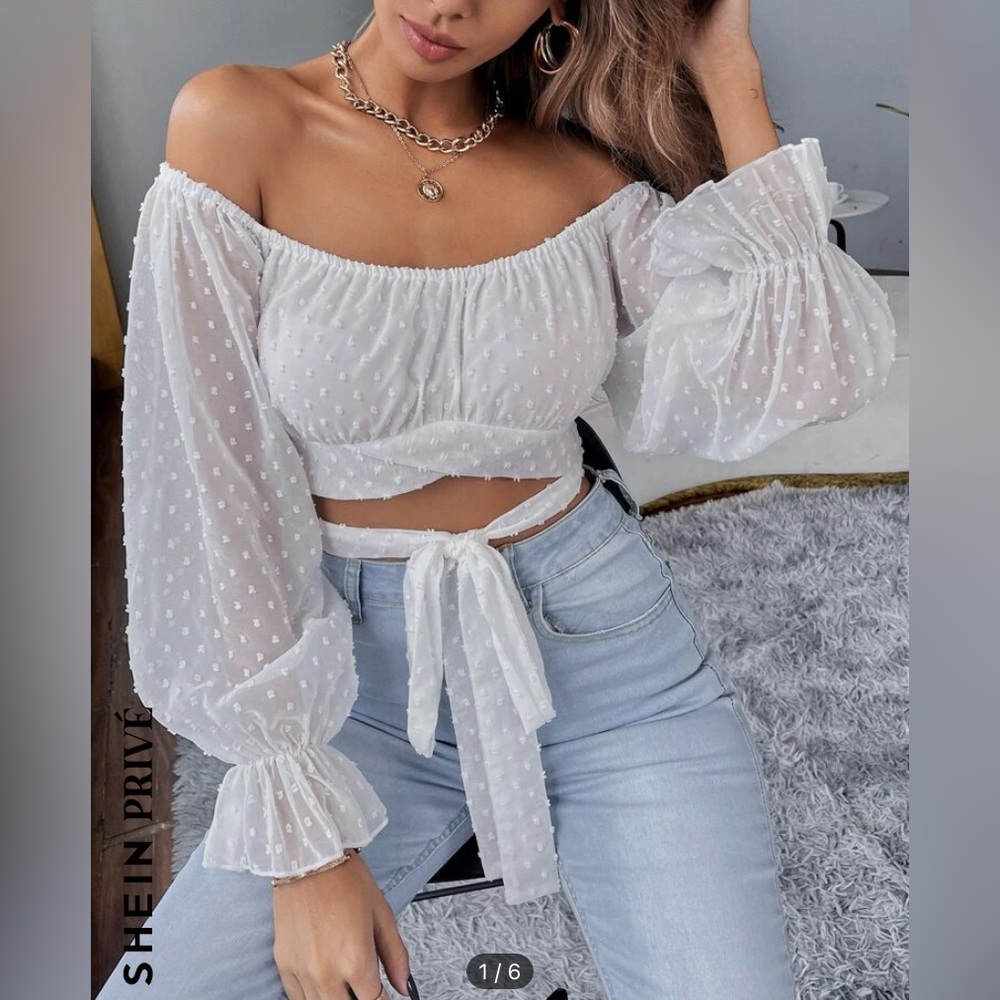 SHEIN Privé Solid Swiss Dot Tie Front Crop Top